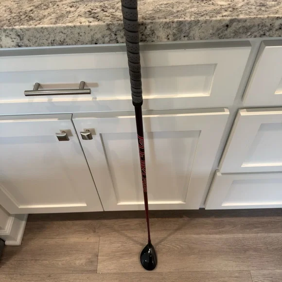 Taylor MadeStealth 2 HDRescue 5Hybrid FujikuraNX 50 R handed Winn Oversized Grip - Picture 10 of 12